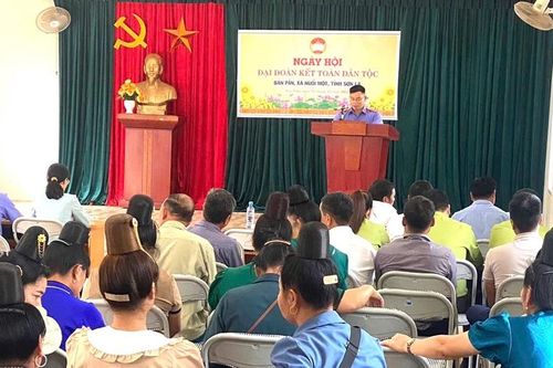 VKSND khu vực 3, tỉnh Sơn La dự ngày hội Đại đoàn kết và tuyên truyền, giáo dục pháp luật