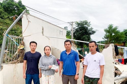 Người 'thắp lửa' ở thôn 2 bằng những việc làm bình dị...