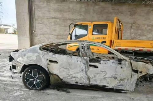 Ngành xe điện Trung Quốc đối mặt thách thức về pin