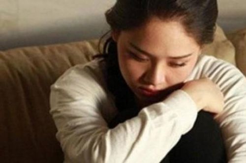 Ngoại tình suốt nhiều năm, người phụ nữ sốc vì chồng vẫn tin mình là người vợ tốt