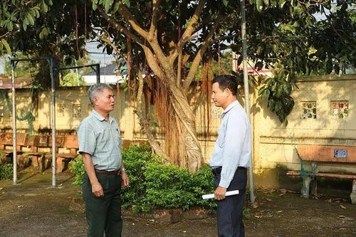 Bí thư chi bộ hết lòng vì dân