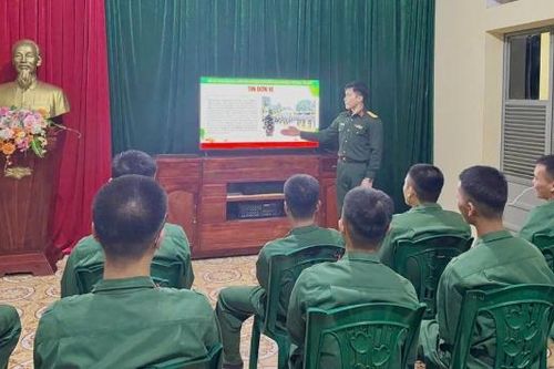 Hiệu quả từ mô hình 'Bảng tin số' ở Trung đoàn 141