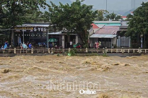 Dự báo lũ trên sông Cái Nha Trang lên lại