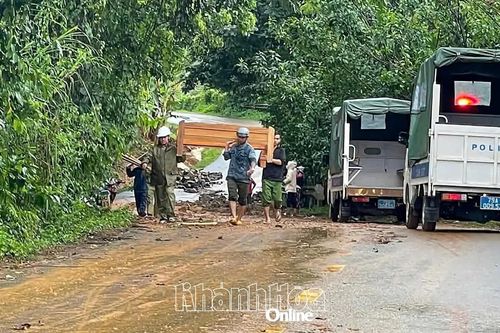 Xã Đông Khánh Sơn: Nhiều thiệt hại do mưa lũ