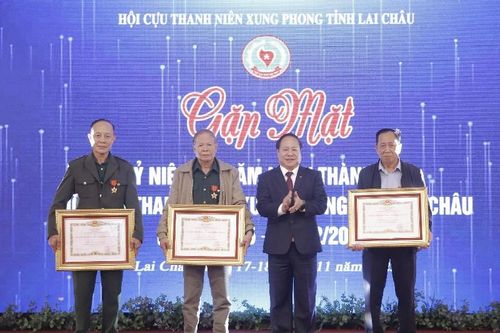 Gặp mặt kỷ niệm 20 năm Ngày thành lập Hội Cựu Thanh niên xung phong tỉnh Lai Châu (29/12/2005 - 29/12/2025)