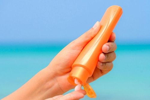 Ngưng ngay việc kinh doanh, sử dụng kem chống nắng SPF 45