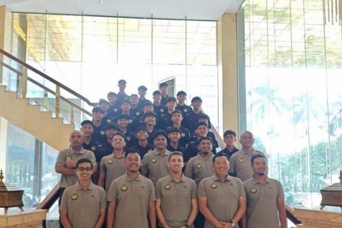 U17 Malaysia tới Hà Nội, quyết tâm sau thất bại 0-11