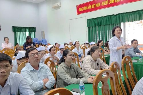 Cập nhật chẩn đoán, điều trị bệnh truyền nhiễm theo phác đồ mới