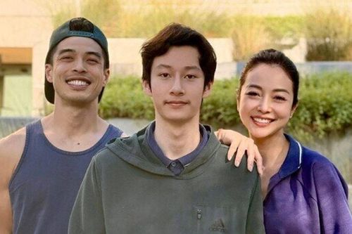 Con sao Việt du học: Jennifer Phạm, Hồ Ngọc Hà chọn trường