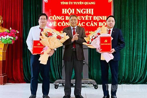 Công bố quyết định luân chuyển Bí thư Đảng ủy hai xã Tân Trịnh và Bằng Lang