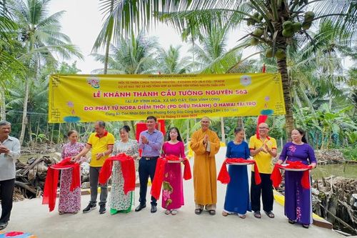 Ban Từ thiện xã hội Phật giáo TP.HCM, chùa Tường Nguyên và các tự viện P.Vũng Tàu hỗ trợ bà con khó khăn