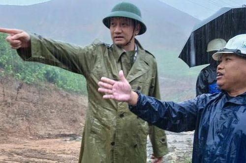 Cầu vượt đường sắt QL14E: Đẩy nhanh tiến độ, hoàn thành trước Tết Nguyên đán 2026
