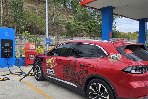 Chủ xe VF 8 sau hành trình gần 79.000 km: 'Xe điện Việt đã thay đổi cuộc sống và thói quen di chuyển của tôi'