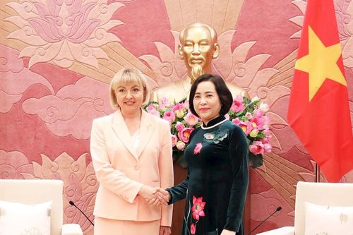 Việt Nam- Belarus: Tiếp tục chia sẻ sáng kiến vì hòa bình, nâng cao vai trò phụ nữ trong đời sống chính trị