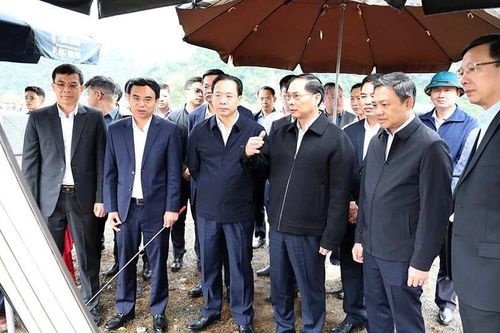 Phó Thủ tướng Bùi Thanh Sơn làm việc tại tỉnh Sơn La