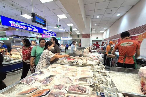 Khuyến cáo không mua thực phẩm trôi nổi, không bao bì nhãn mác