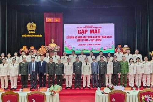 Học viện Chính trị CAND gặp mặt Kỷ niệm 43 năm Ngày Nhà giáo Việt Nam