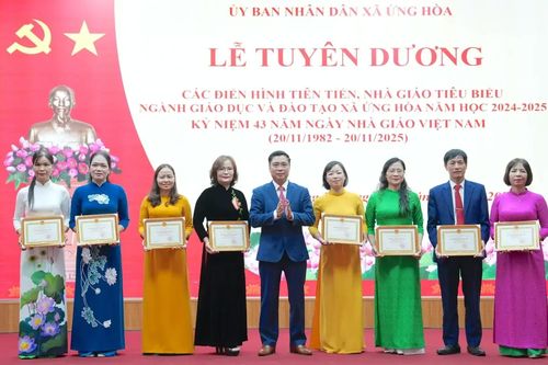 Xã Ứng Hòa biểu dương giáo viên, học sinh tiêu biểu