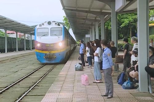 Khởi công đường sắt Lào Cai-Hà Nội-Hải Phòng vào ngày 19/12