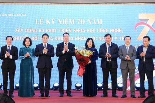 Bộ trưởng Đào Hồng Lan: Khẳng định vị thế của khoa học công nghệ và giáo dục y học Việt Nam trên thế giới
