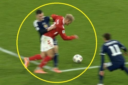 Quyết định gây phẫn nộ trong ngày Scotland giành vé World Cup