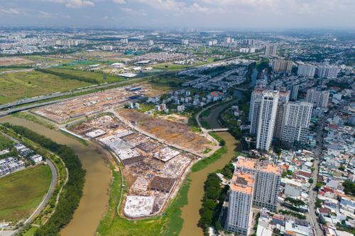 Bên trong các dự án căn hộ cả trăm triệu đồng/m2 ở khu đông TP.HCM