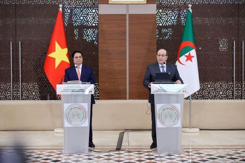 Thủ tướng Algeria: Đưa quan hệ hợp tác với Việt Nam trở thành hình mẫu trong quan hệ quốc tế