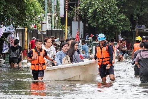 Điện thăm hỏi tình hình Philippines sau bão
