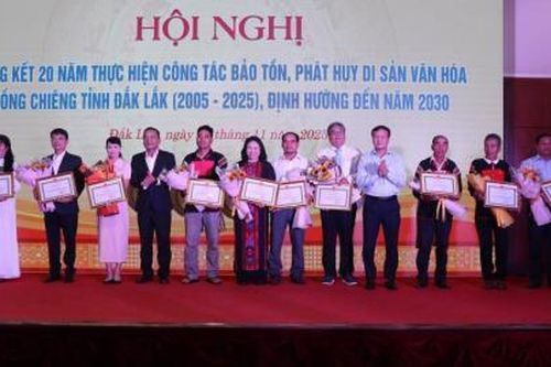 Bảo tồn, phát huy di sản văn hóa cồng chiêng
