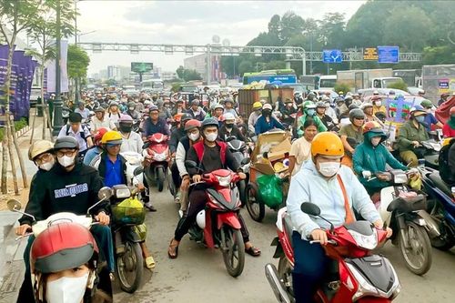 Đẩy mạnh ứng dụng công nghệ giảm ùn tắc, kẹt xe
