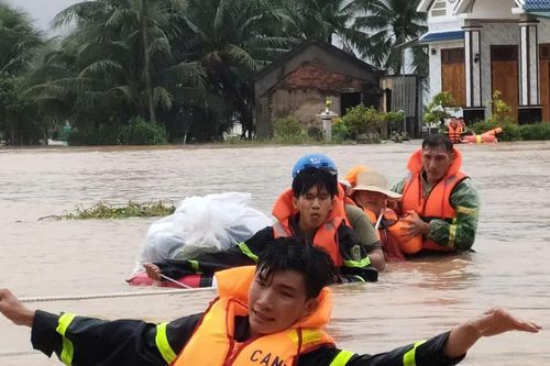 Khánh Hòa: Xả điều tiết hồ chứa, cảnh báo ngập cục bộ vùng hạ du