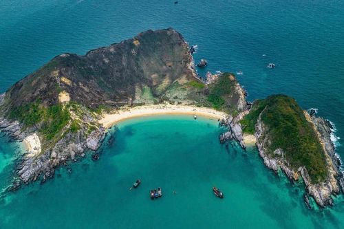 Đảo Trần điểm du lịch 'tách biệt' lý tưởng cho người mê khám phá