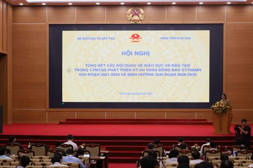 Đầu tư trọng điểm cho giáo dục vùng cao, nền tảng để phát triển bền vững