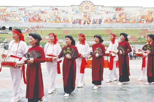 Phát triển du lịch gắn với bảo tồn văn hóa - hướng đi chủ đạo của Phú Thọ trong không gian mới