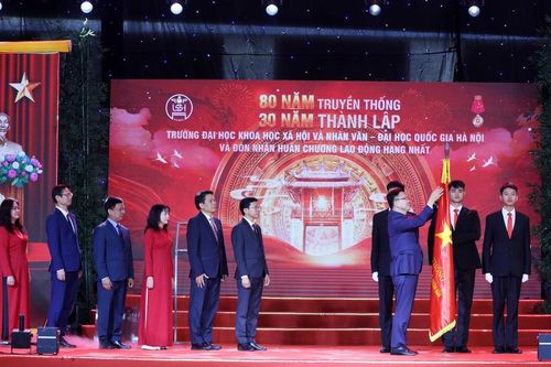 Tỏa sáng truyền thống 80 năm: Hành trình tri thức, đổi mới và hội nhập của Trường Đại học Khoa học Xã hội và Nhân văn