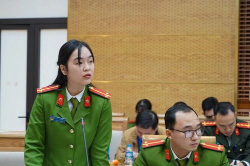 Xung kích bảo vệ chủ quyền trên không gian mạng và lộ trình 'hồi hương tri thức'