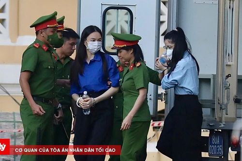 Xét xử vụ kẹo Kera: Các bị cáo đến Tòa, an ninh thắt chặt