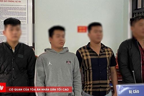 Mua ma túy 'bay lắc' trong bar, 4 bị cáo nhận án tù
