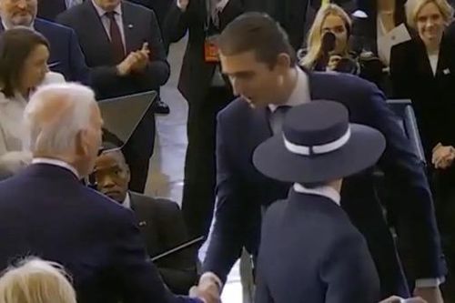 Những lời con trai ông Trump nói với ông Biden tại lễ nhậm chức của cha