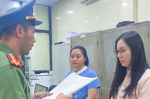 Bắt đường dây tổ chức cho người khác trốn ra nước ngoài, khởi tố 9 bị can