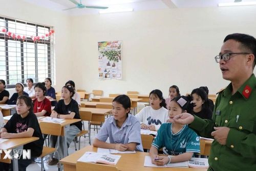 Người thầy-chiến sỹ công an nhân dân đặc biệt ở vùng cao biên giới