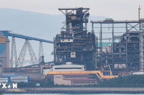 Ngành thép Hàn Quốc lao đao giữa gọng kìm thép giá rẻ Trung Quốc và thuế quan Mỹ