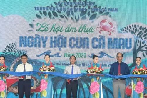 Khai hội ẩm thực cua Cà Mau tại TP Hồ Chí Minh