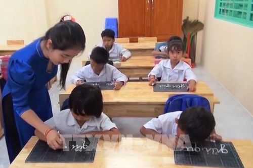 Cô giáo trẻ người Khmer và hành trình gieo chữ nơi gian khó