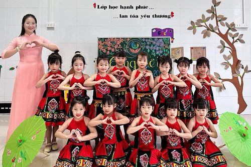 Tăng phụ cấp cho hơn 1,05 triệu giáo viên: Nâng cao vị thế nghề giáo