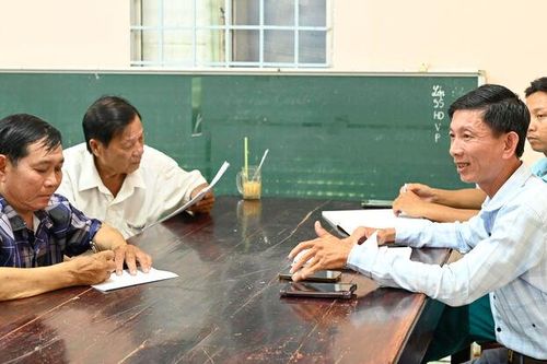 Đảng viên gương mẫu, dân tin, Đảng mạnh
