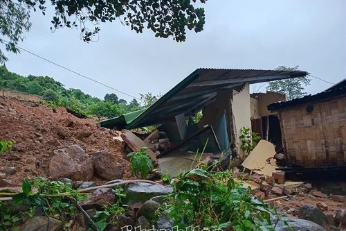 Xã Tây Khánh Sơn: Nhiều thiệt hại do mưa lũ