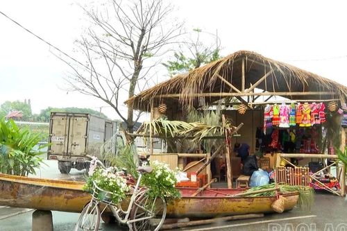 Trải nghiệm chợ Cốc Lếu xưa