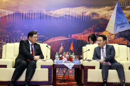 Chủ tịch UBND tỉnh Nguyễn Tuấn Anh tiếp xã giao Đoàn đại sứ quán Malaysia tại Việt Nam