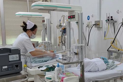 Khám thai kỳ giảm nguy cơ sinh non